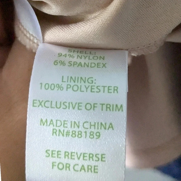 NEW Lilly Pulitzer Nicoline Dress in Scalloped Lace True Navy - Picture 5 of 7